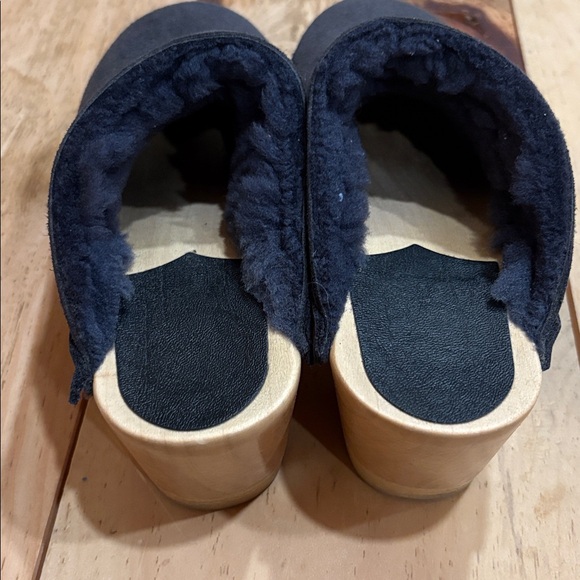 No.6 Ink shearling mid heel clogs - Picture 3 of 7